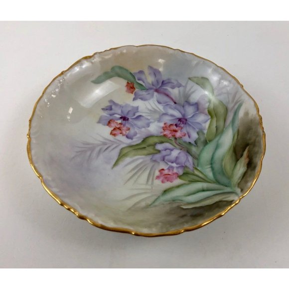 Limoges Bowl T & V France Depose Handpainted Flowers Scalloped Edge Gold Trim - Picture 2 of 8